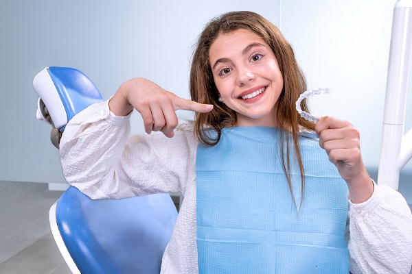 What To Ask Your General Dentist About Clear Braces For Teeth Straightening