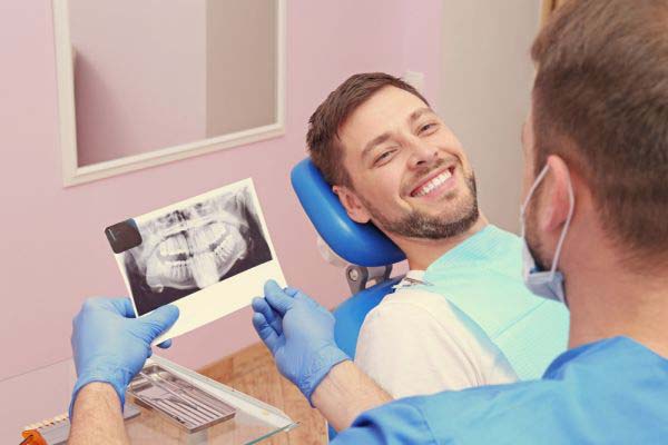 Dental Veneers and Dental Laminates Burbank, CA